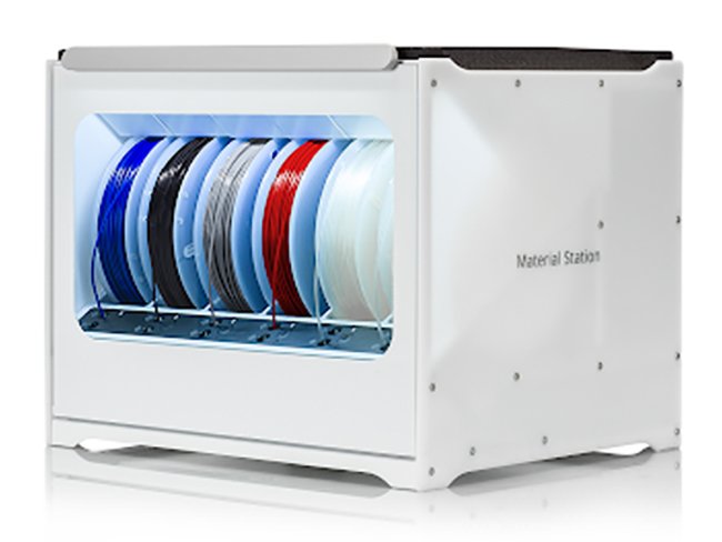 UltiMaker Material Station в комплекте